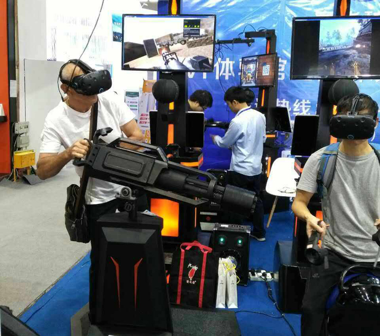 卓信智诚科技参加VR体验馆展览 (4).jpg